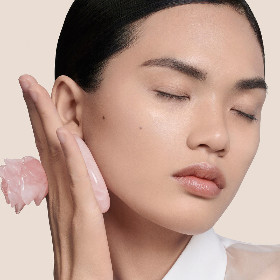 Da Thoa Kem DIOR Prestige Quartz Rose De Modelage 2