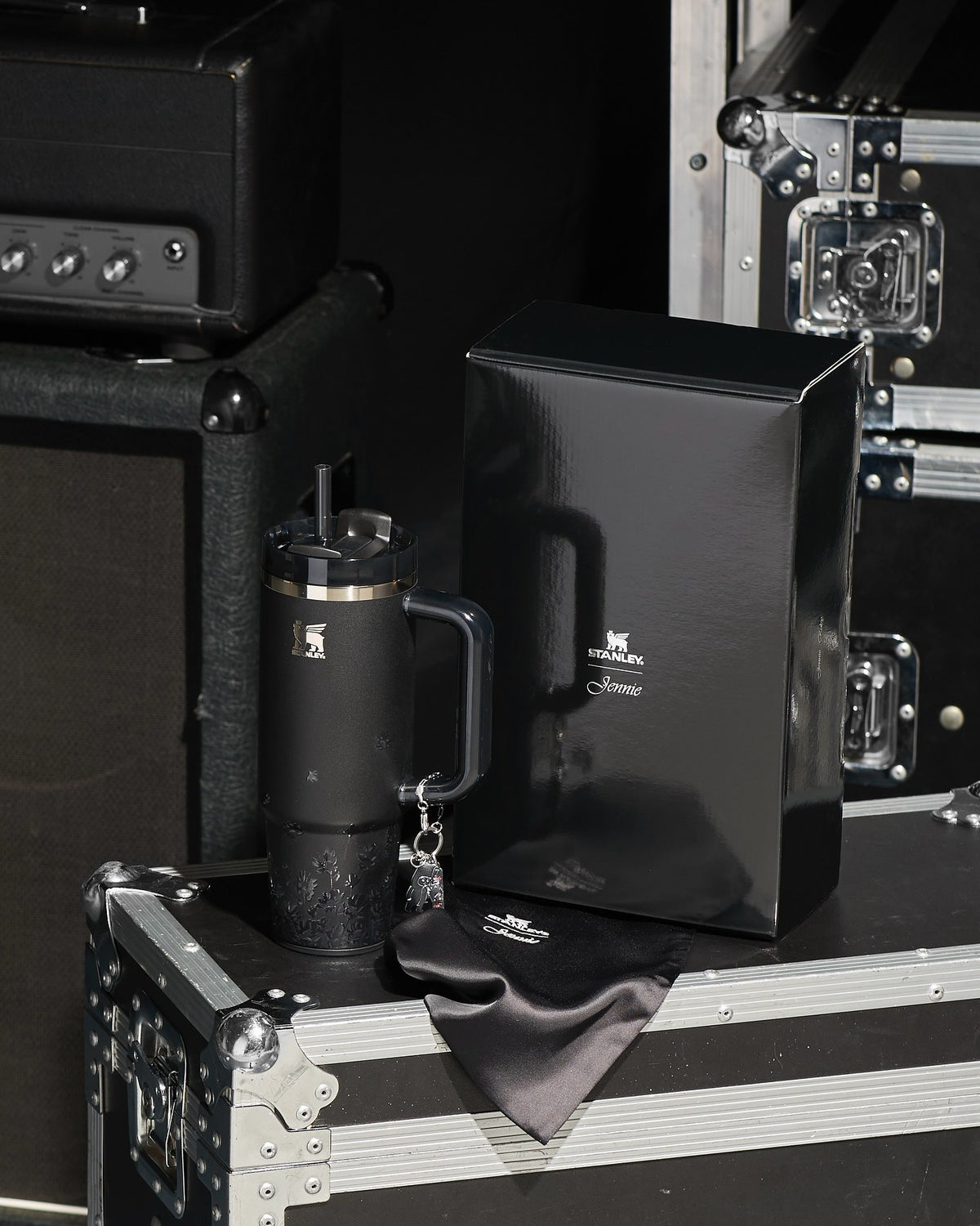 Bình Nước Stanley 1913 x JENNIE Quencher Luxe Tumbler #Midnight Ruby