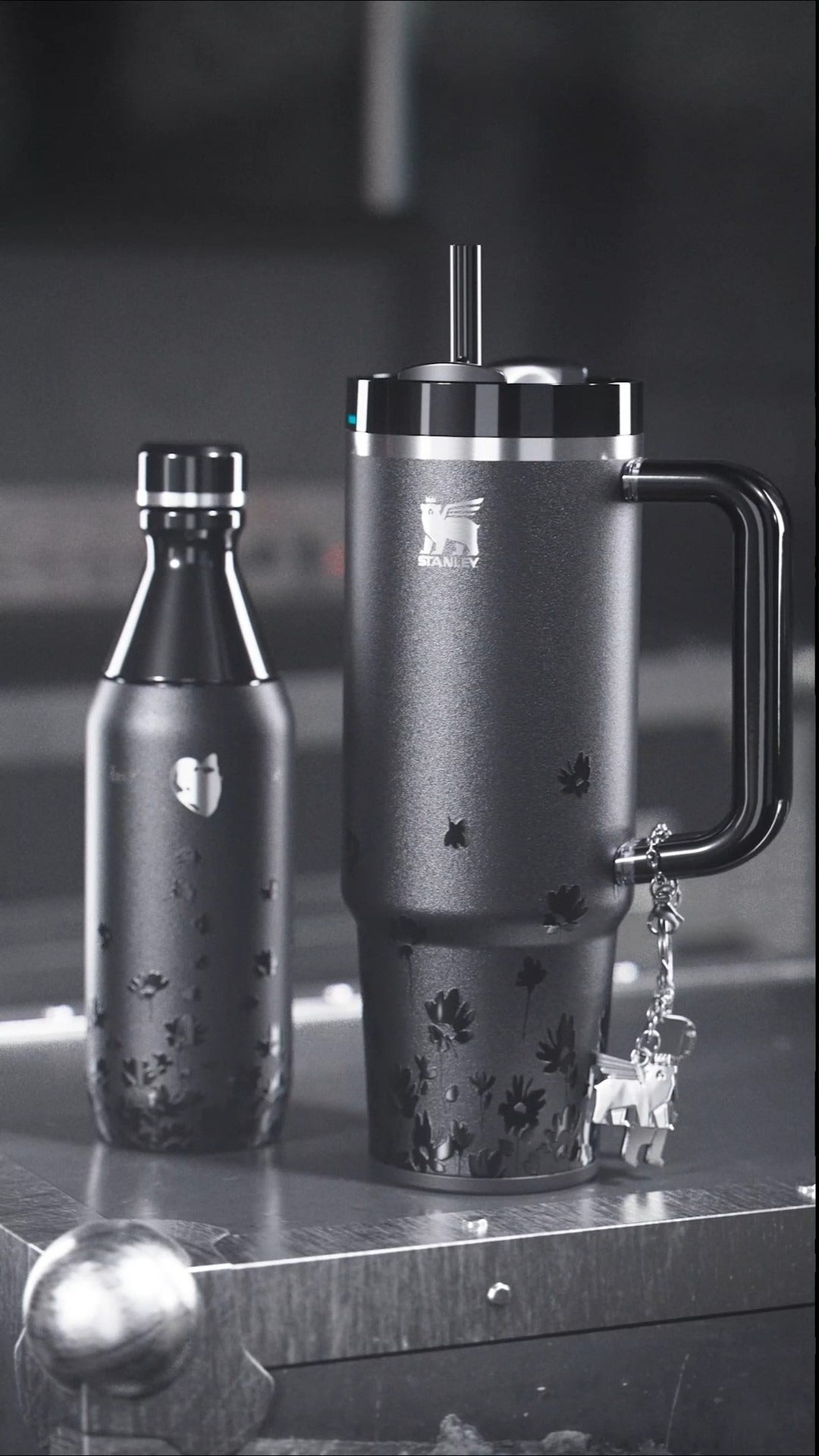 Bình Nước Stanley 1913 x JENNIE Quencher Luxe Tumbler #Midnight Ruby