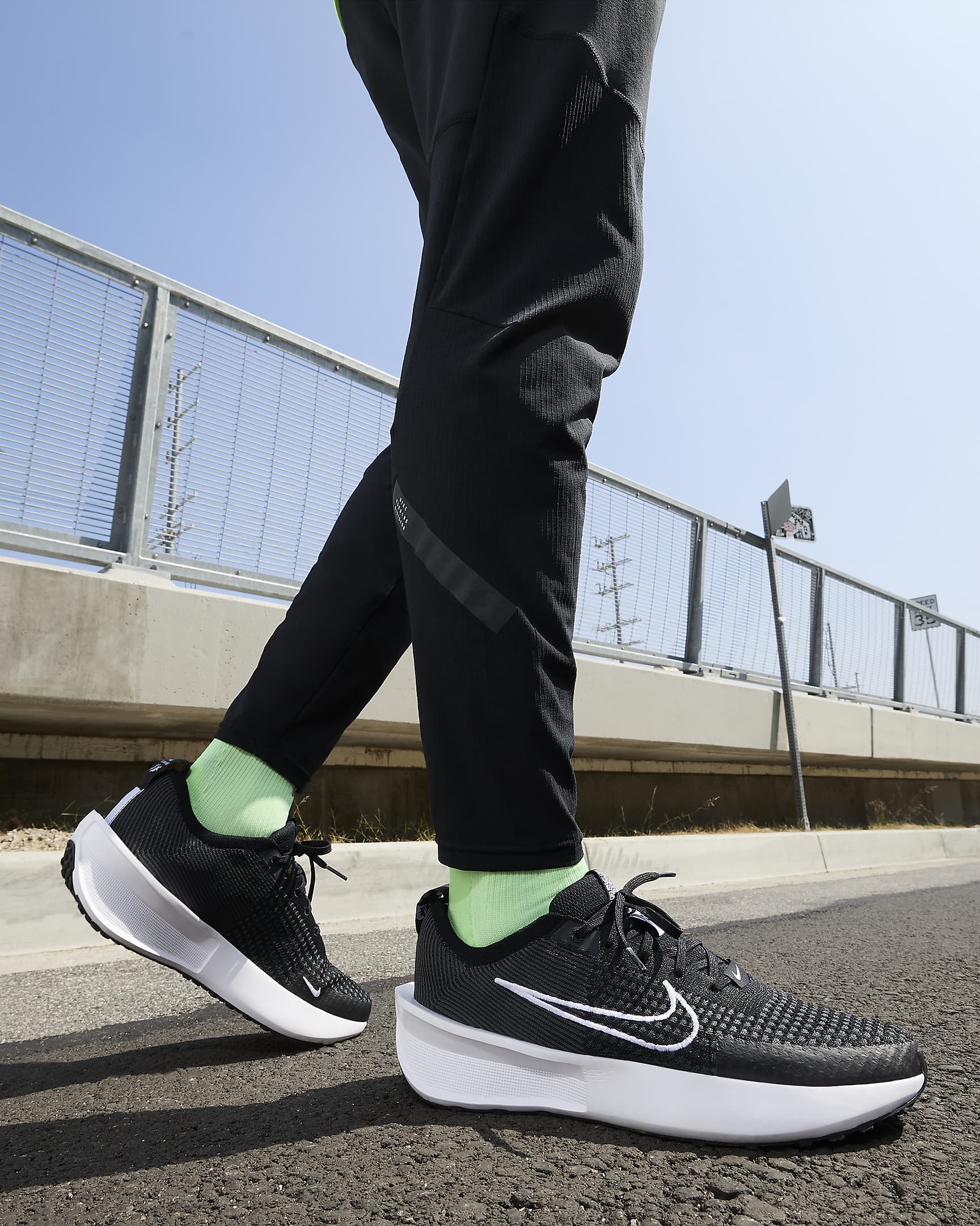 Giày Nike Interact Run Men Road Running Shoes #Black - Kallos Vietnam