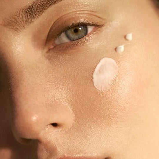 Kem Lót SHISEIDO White Lucent Brightening Spot-Control Base UV - Kallos Vietnam