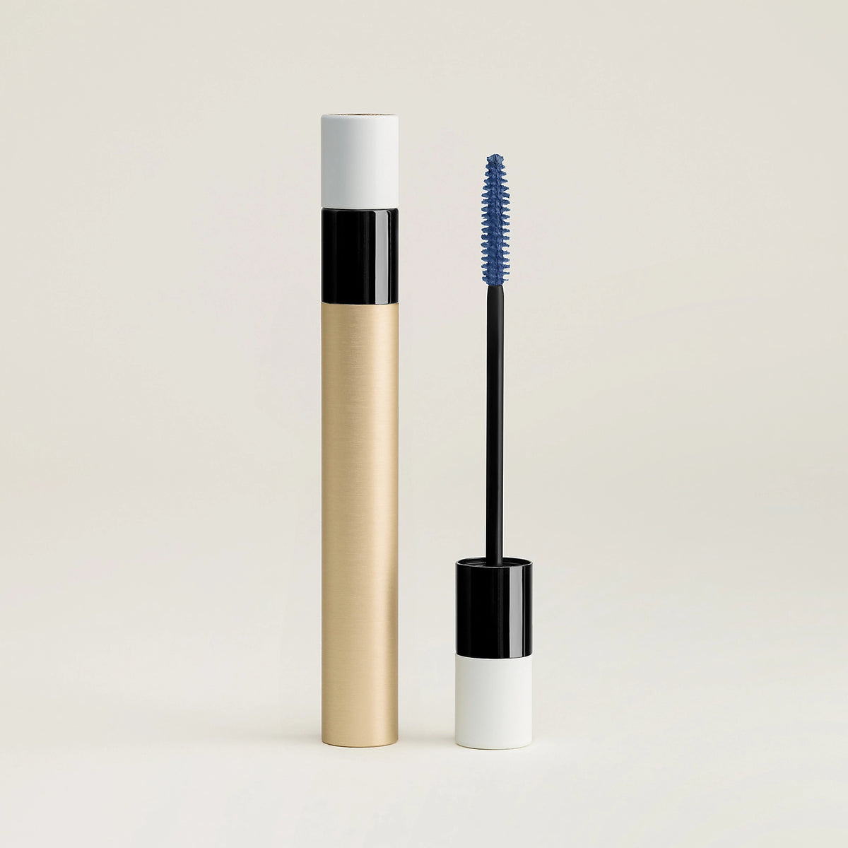 Mascara HERMÈS Trait d'Hermès Revitalizing Care Mascara #04 Bleu Encre - Kallos Vietnam
