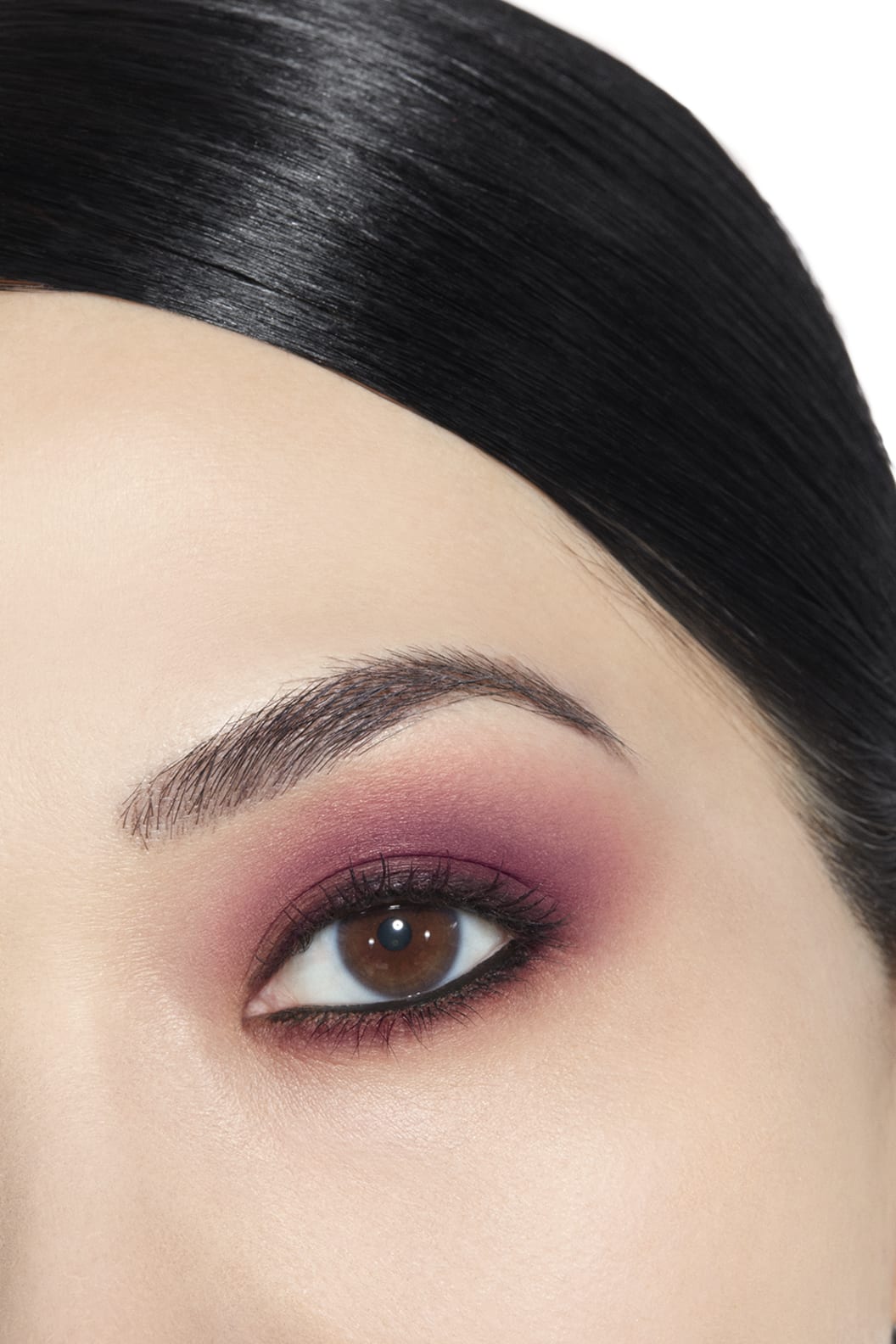 Phấn Mắt CHANEL Ombre Essentielle #244 Rouge Cuir - Deep Burgundy - Kallos Vietnam
