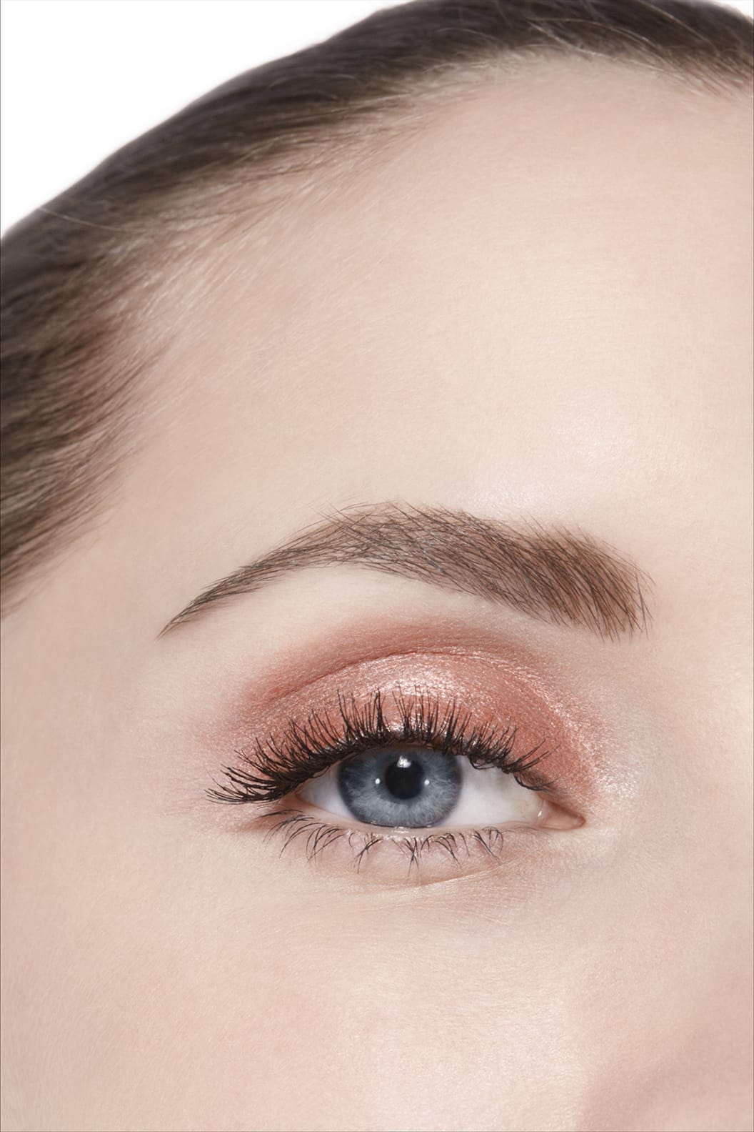 Phấn Mắt CHANEL Ombre Essentielle #252 Pêche Glacée - Kallos Vietnam