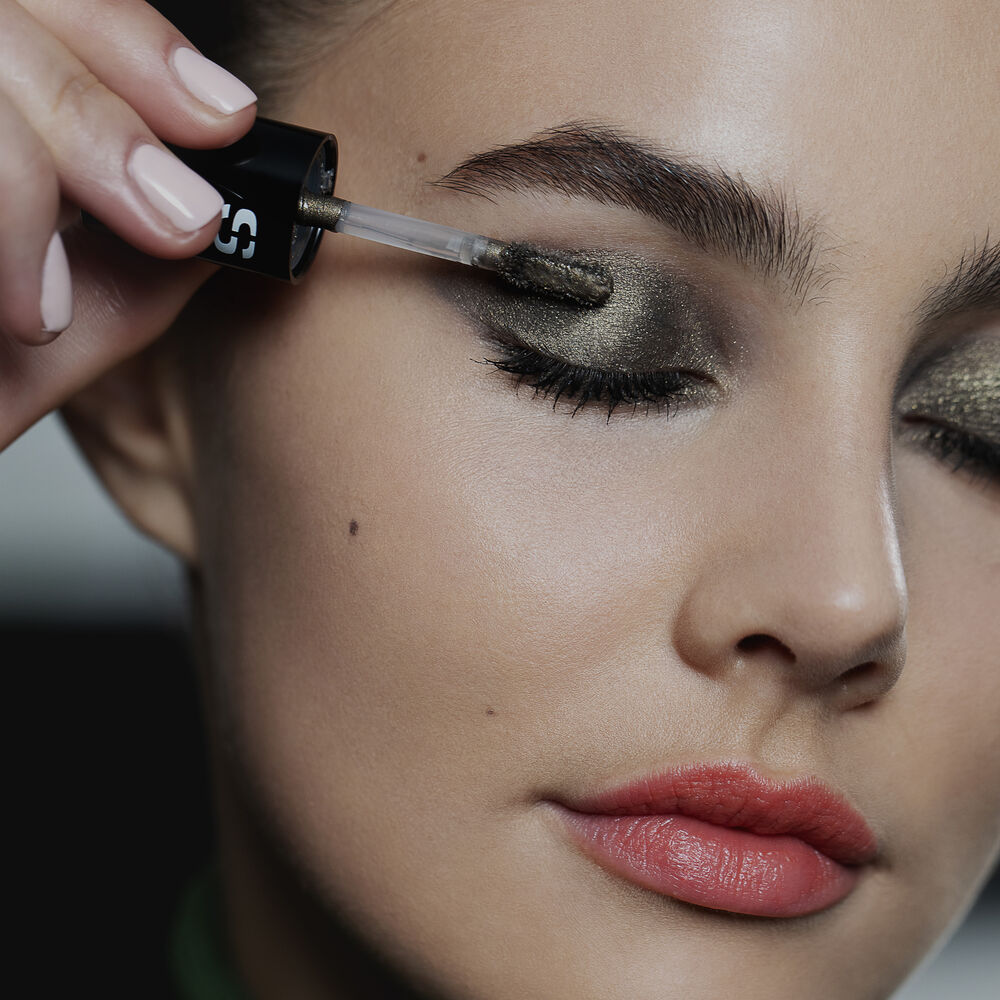 Phấn Mắt SISLEY PARIS Ombre Eclat Liquide Eyeshadow #N°6 Wild / Green - Kallos Vietnam