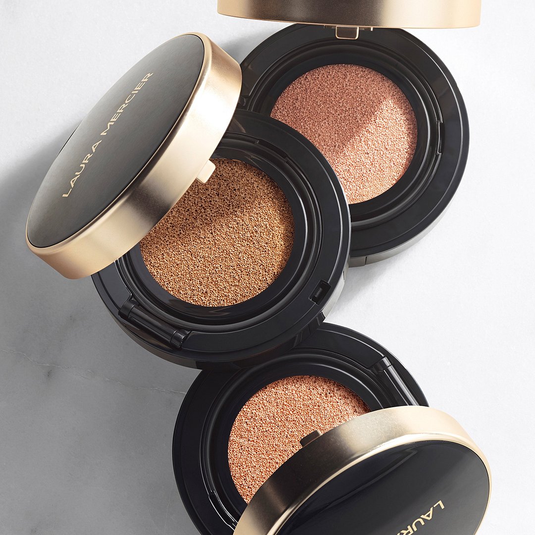 Phấn Nước Laura Mercier Flawless Lumière Cushion #2N1 Cashew