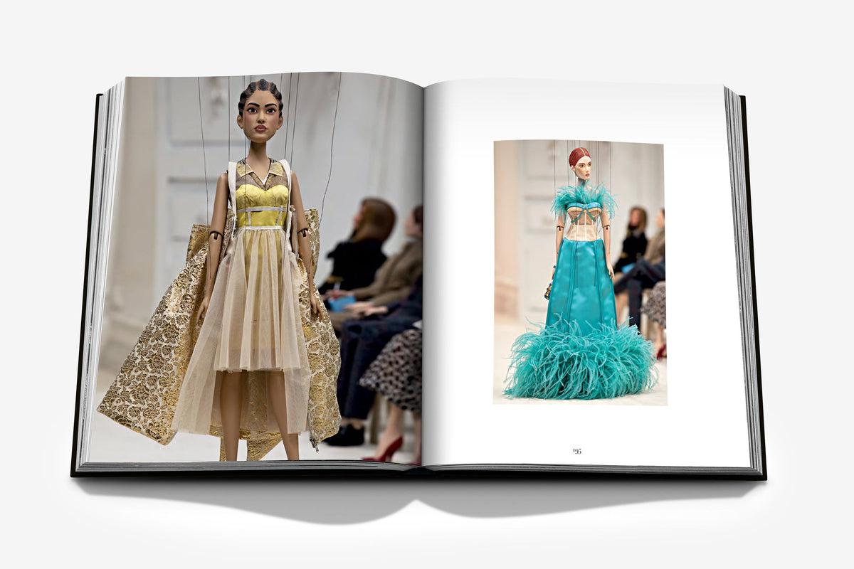 Sách ASSOULINE Moschino - Kallos Vietnam