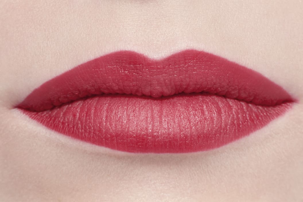 Son CHANEL Rouge Allure Velvet Lip Colour #La Favorite - Kallos Vietnam