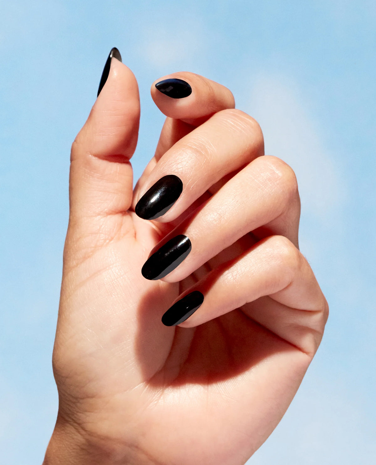 Sơn Móng Tay OPI Nature Strong Onyx Skies