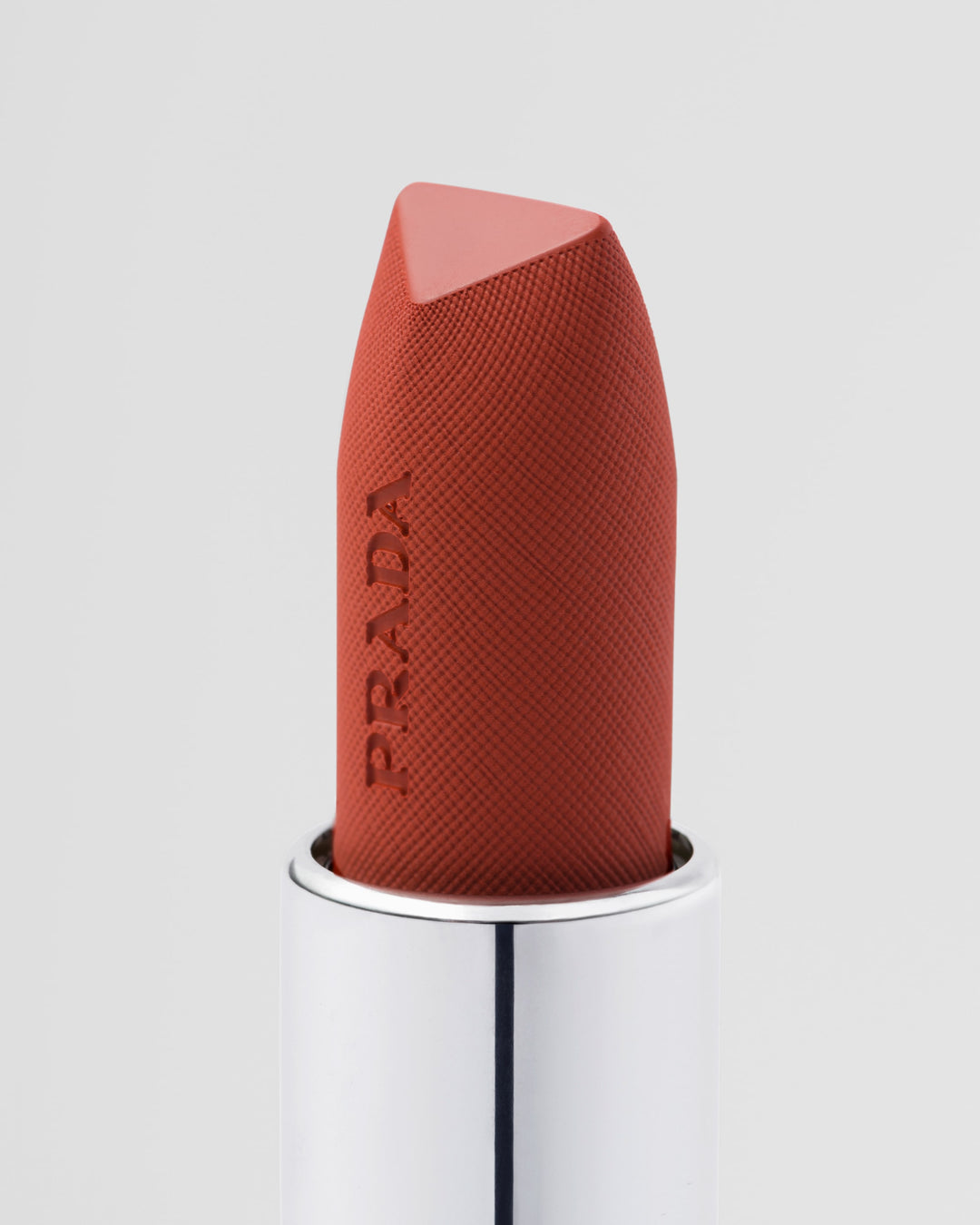 Son PRADA Monochrome Hyper Matte Lipstick #O77 Arancio - Kallos Vietnam