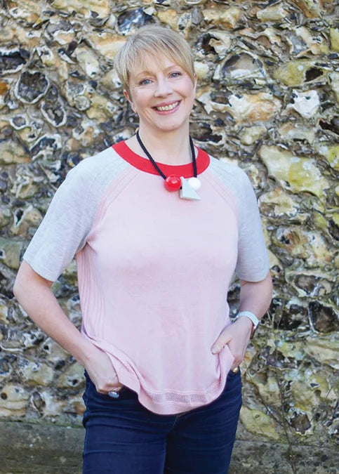 Tạp Chí Country Homes & Interiors (UK) Magazine #October 2025