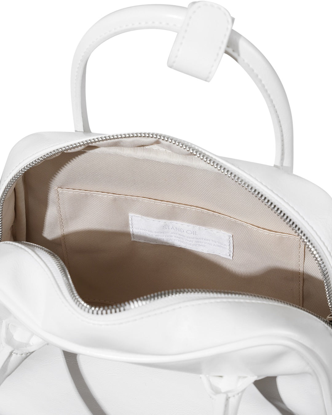 Túi Xách Stand Oil Momo Bag #White