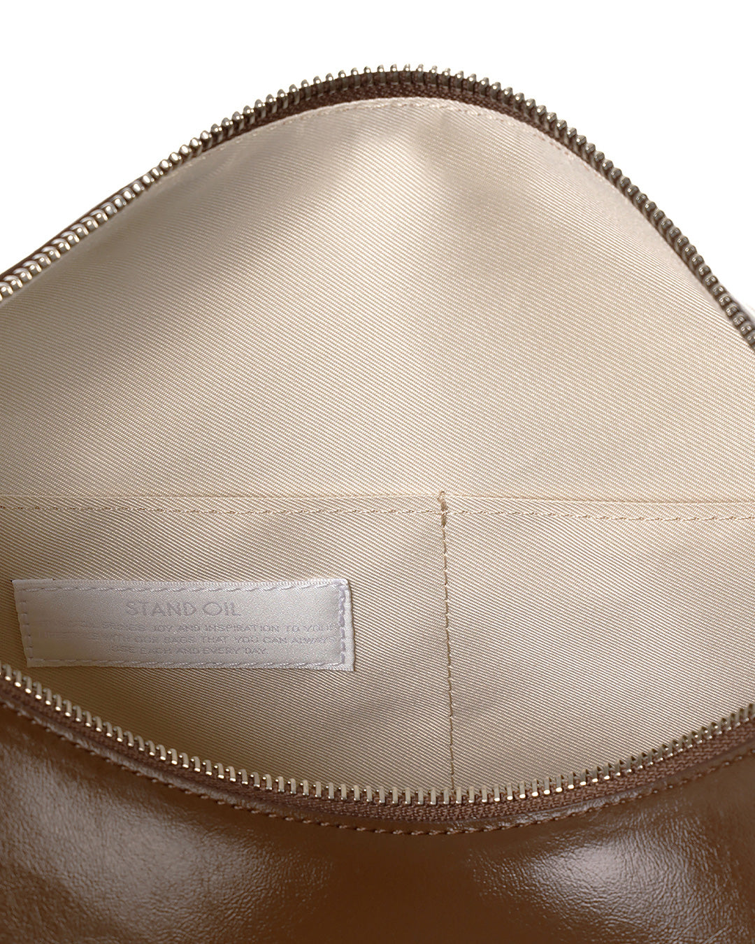 Túi Xách Stand Oil Odd Bag #Brown