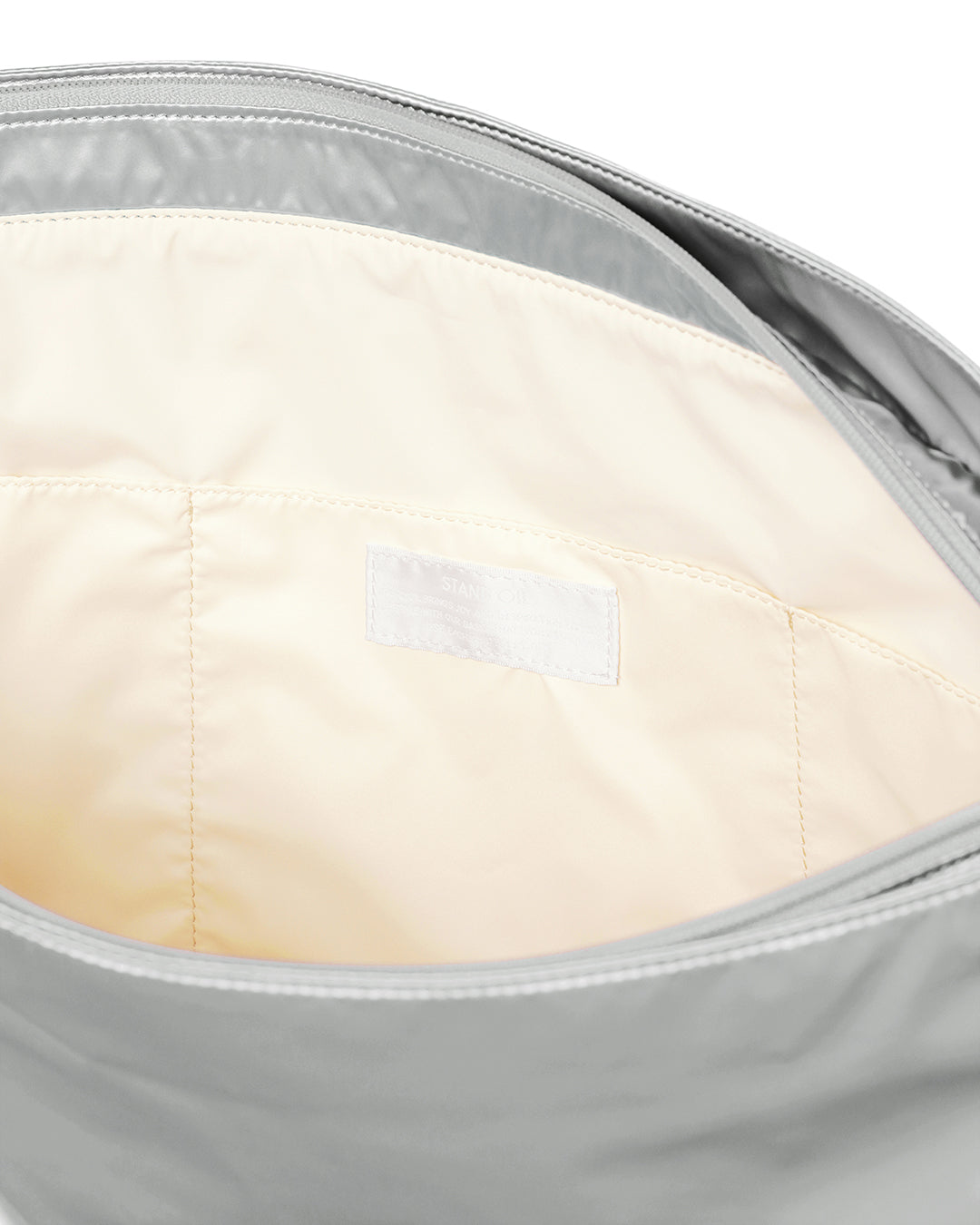 Túi Xách Stand Oil Slouch Pocket Bag #Silver