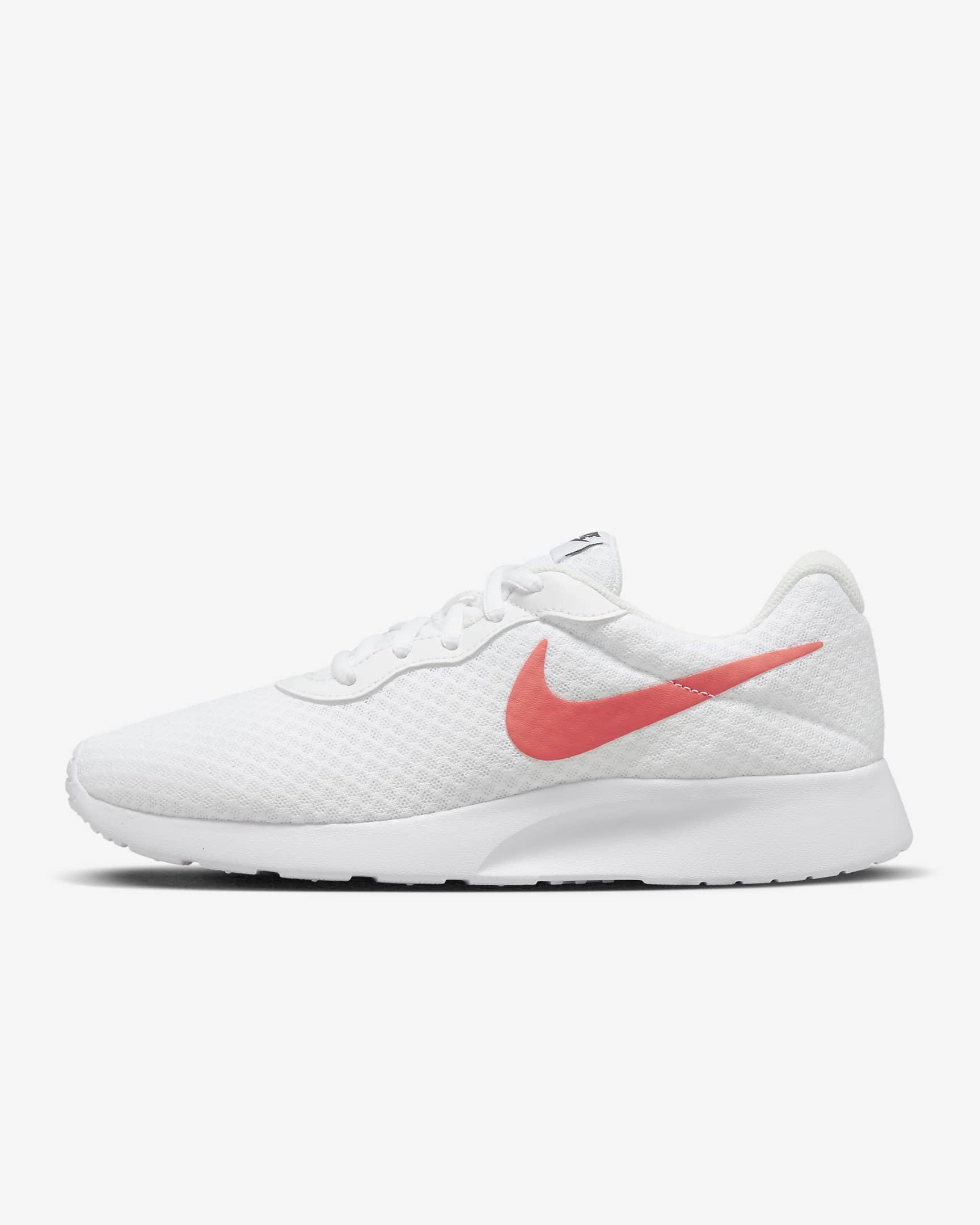 Nike tanjun coral sale