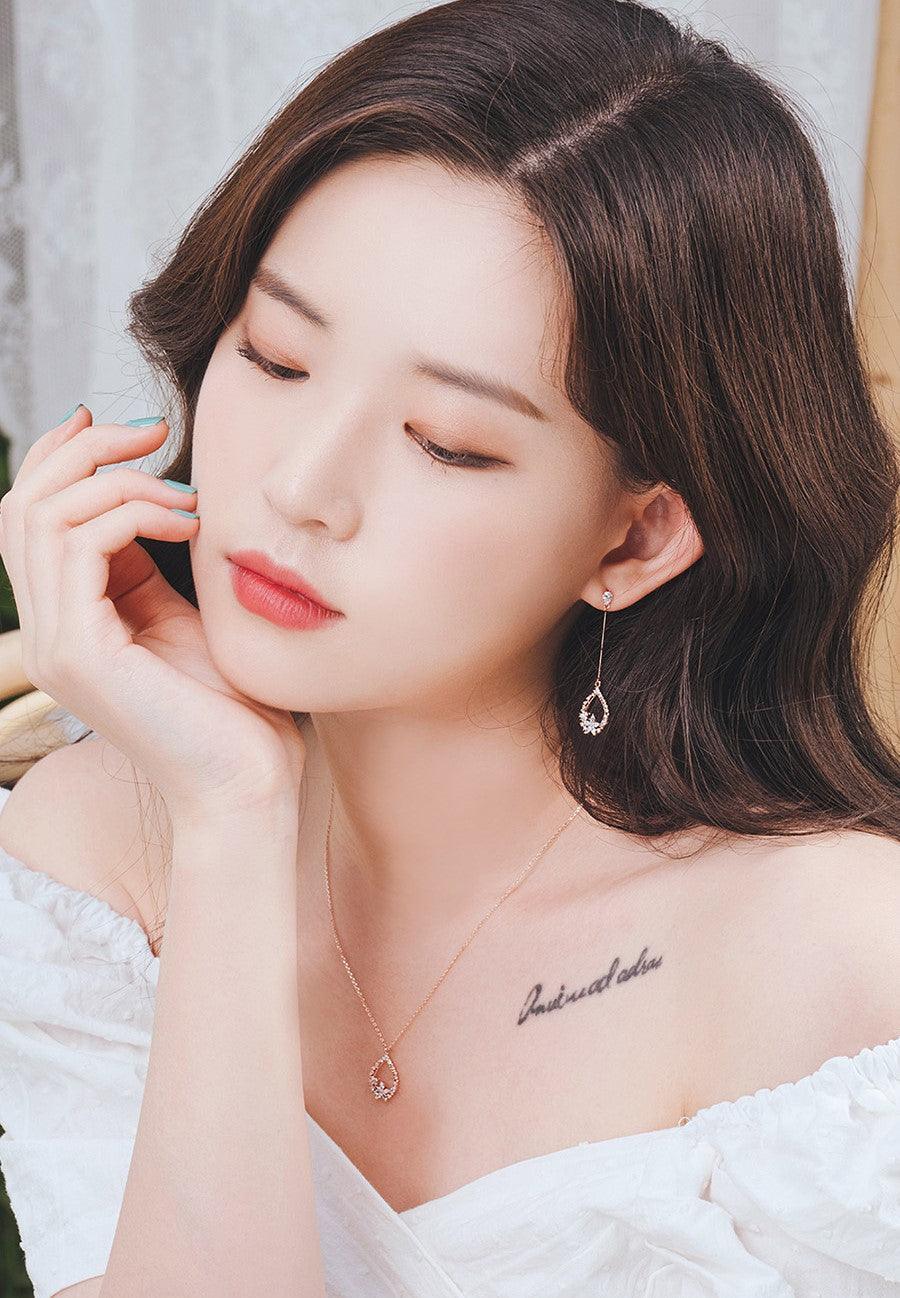 Bông Tai Wing Bling Bloom Daisy Earrings - Kallos Vietnam