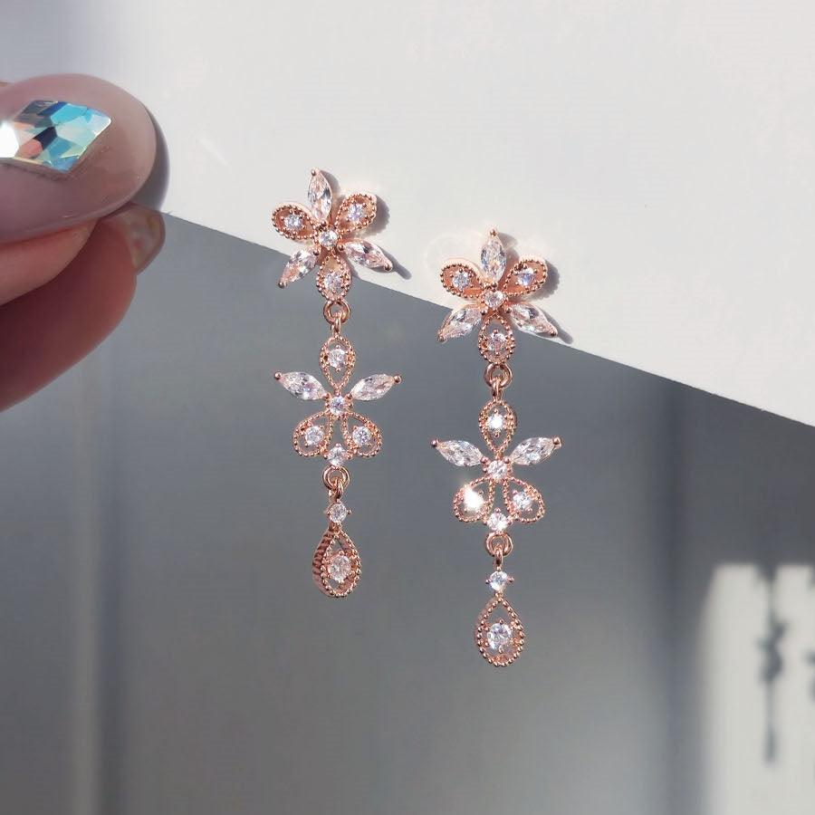 Bông Tai Wing Bling Flower Day Earrings - Kallos Vietnam