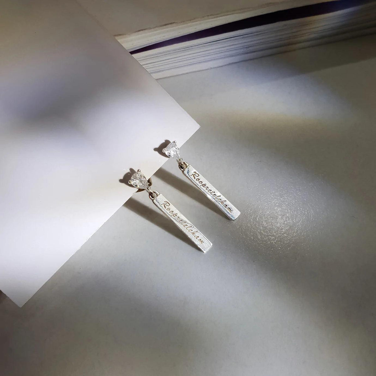 Bông Tai Wing Bling Roopretelecham Earrings - Kallos Vietnam