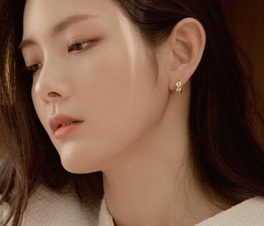 Bông Tai Wing Bling Weasel Hoop Earrings - Kallos Vietnam