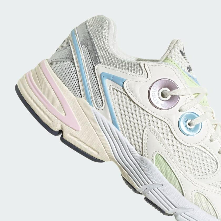 Giày Adidas Women Astir #Off White - Kallos Vietnam