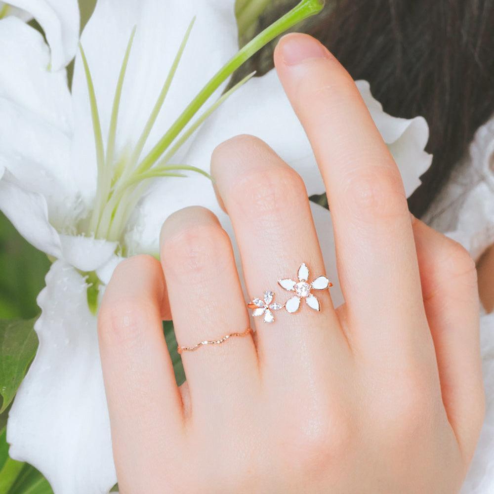 Nhẫn Wing Bling Lily Blossom Ring - Kallos Vietnam