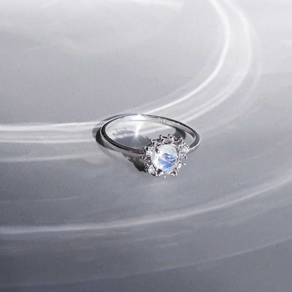 Nhẫn Wing Bling Natural Moonstone Pure Sunshine Ring - Kallos Vietnam