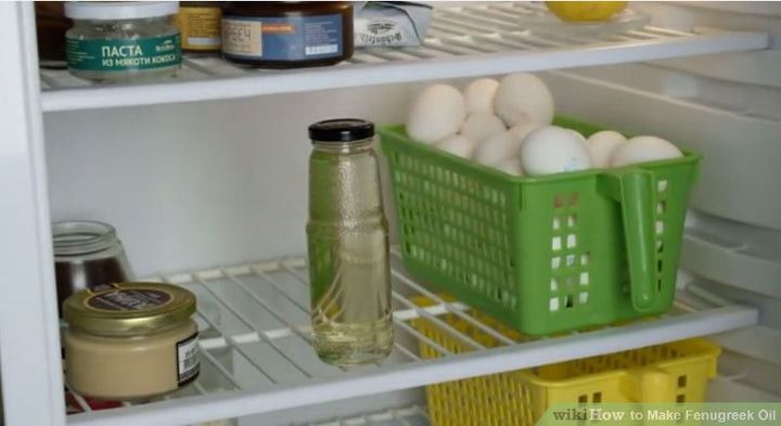 Cách làm dầu dưỡng da từ dầu hạt cỏ cà ri