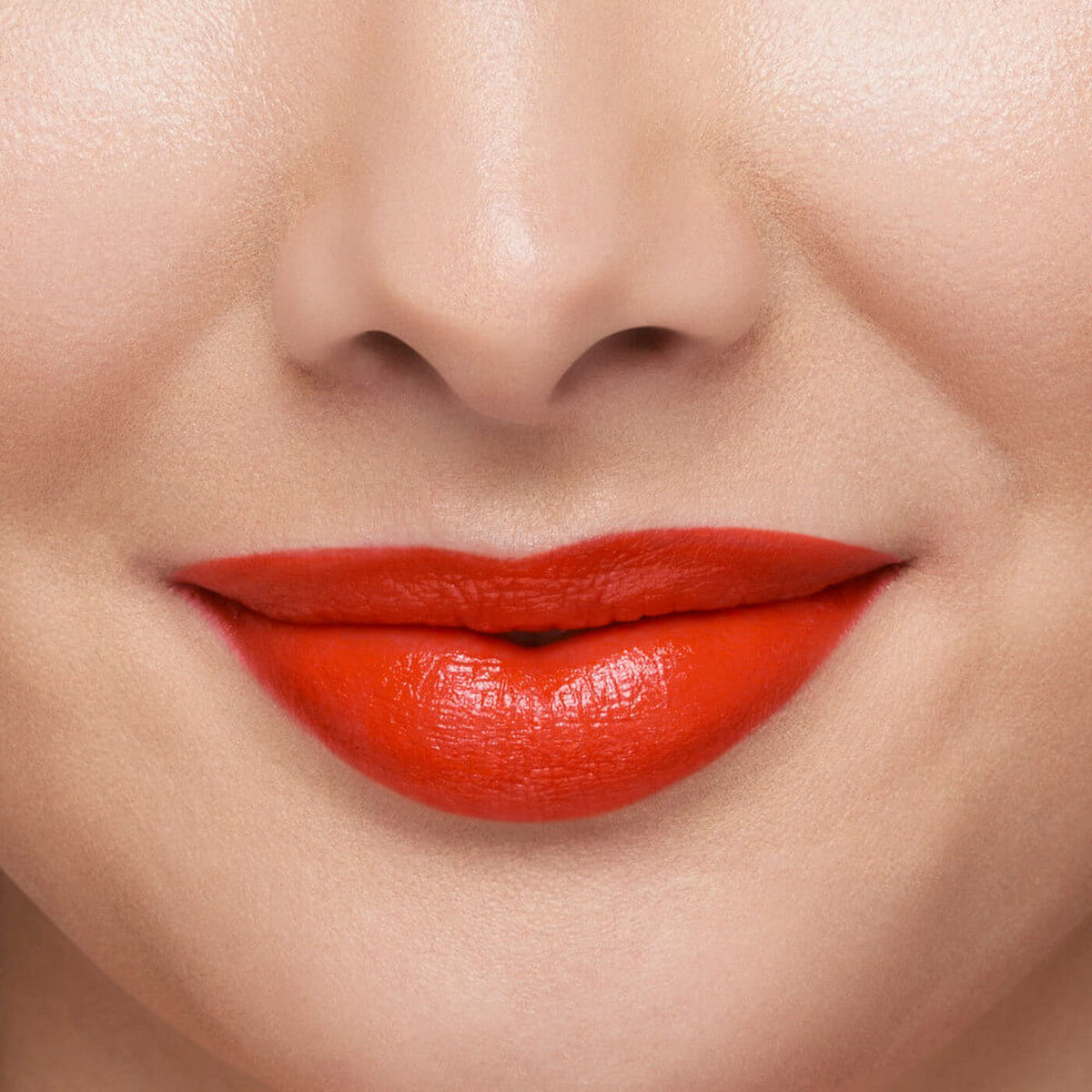 Son SHISEIDO Technosatin Gel Lipstick #419 Heat Map