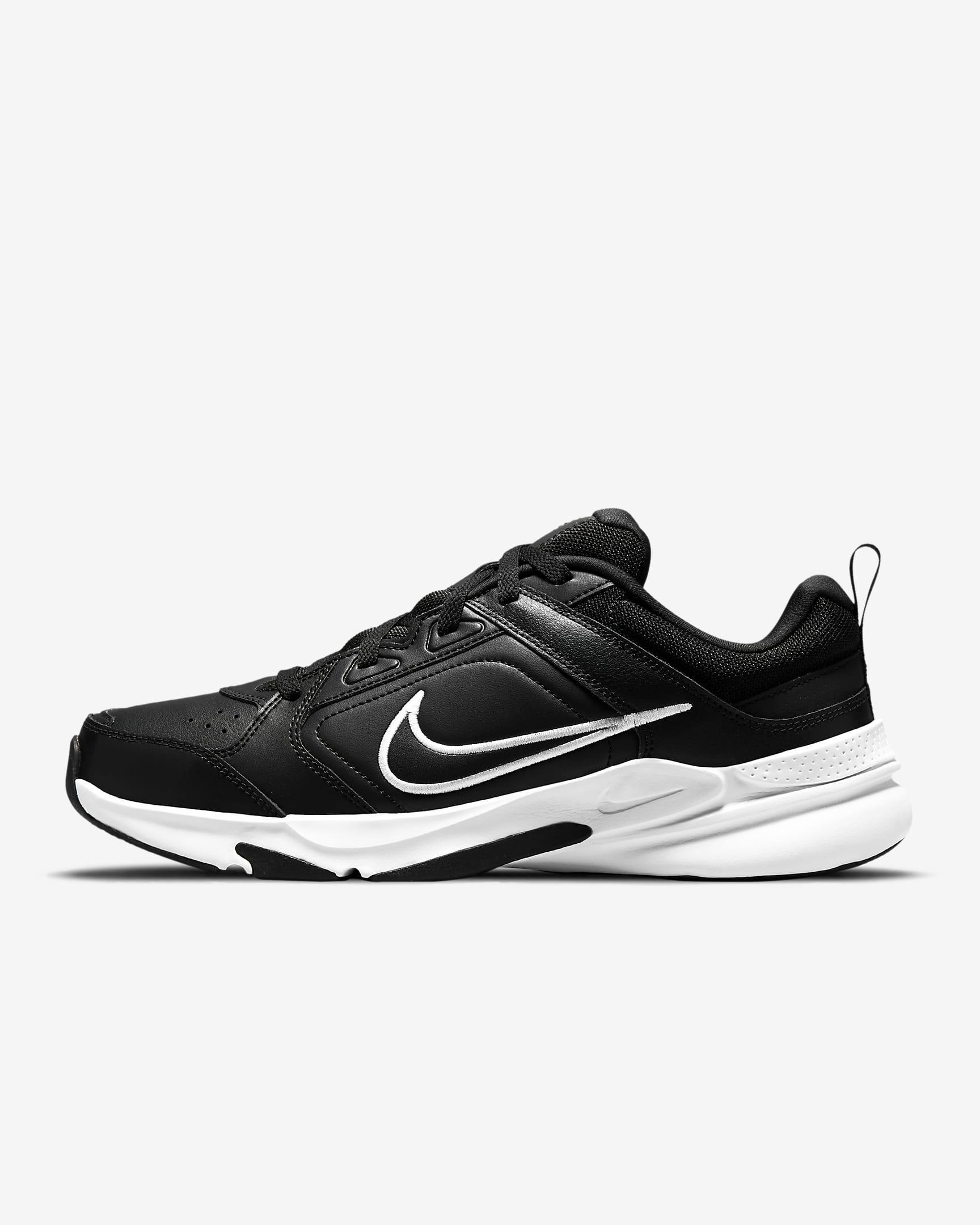 Gi y Nike Defy All Day Men Training Shoes Black White Kallos