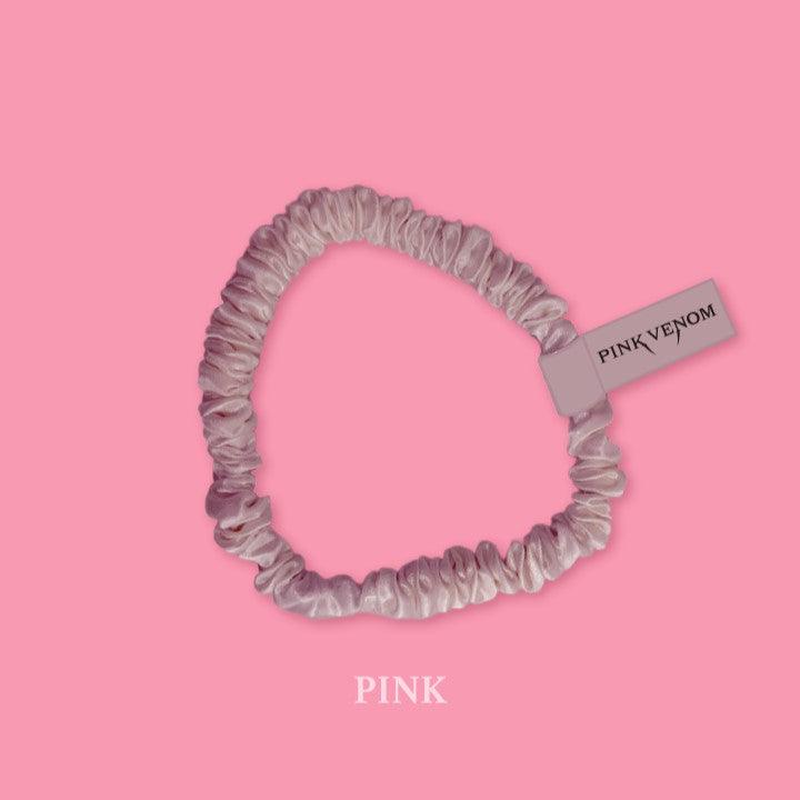 Dây Cột Tóc BLACKPINK Pink Venom Scrunchie - Kallos Vietnam