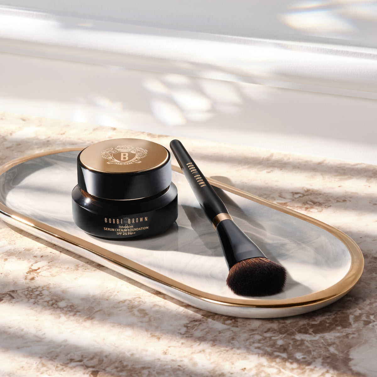 Cọ Trang Điểm BOBBI BROWN Soft Focus Foundation Brush