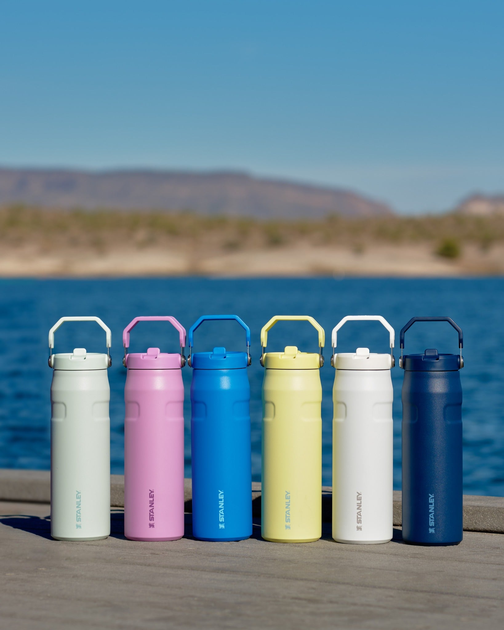 Binh Nuoc Stanley IceFlow Aerolite Bottle Flip Straw 2.0 #Navy - Kallos Vietnam