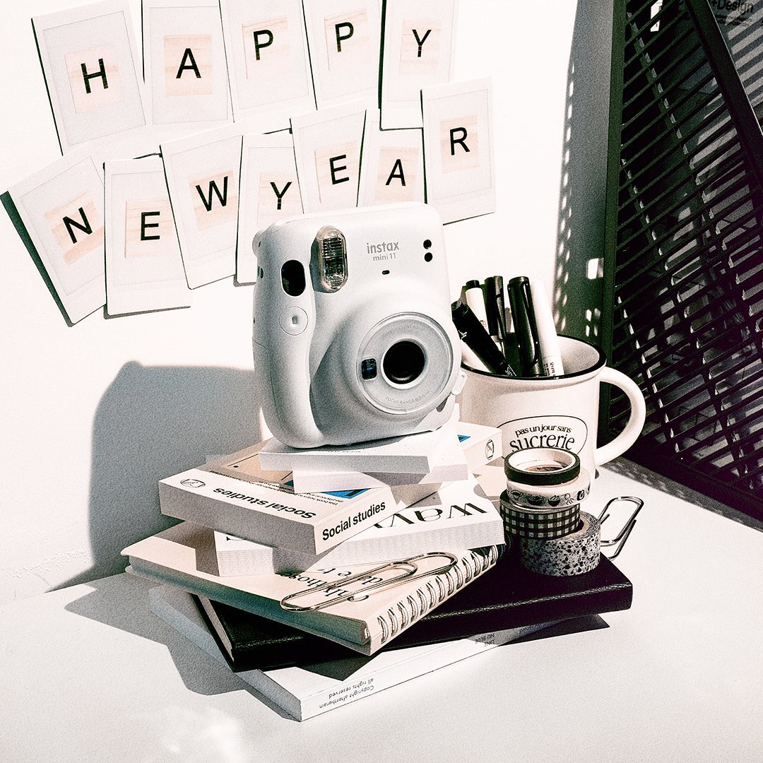 Bộ Máy Chụp Ảnh INSTAX Squid Game Season 2 Mini 12 Package - Kallos Vietnam