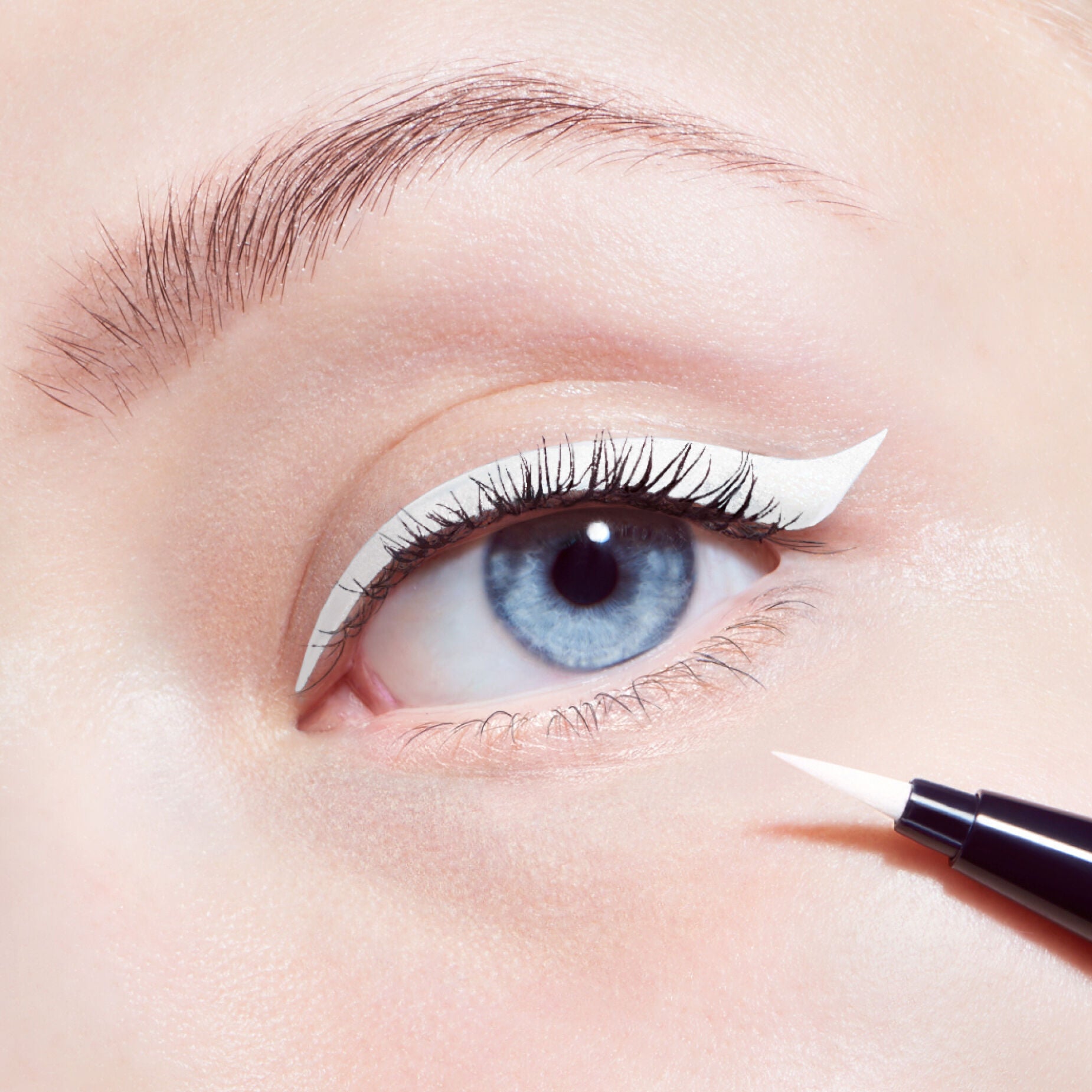Bút Kẻ Mắt DIOR Diorshow On Stage Liner #001 Matte White - Kallos Vietnam