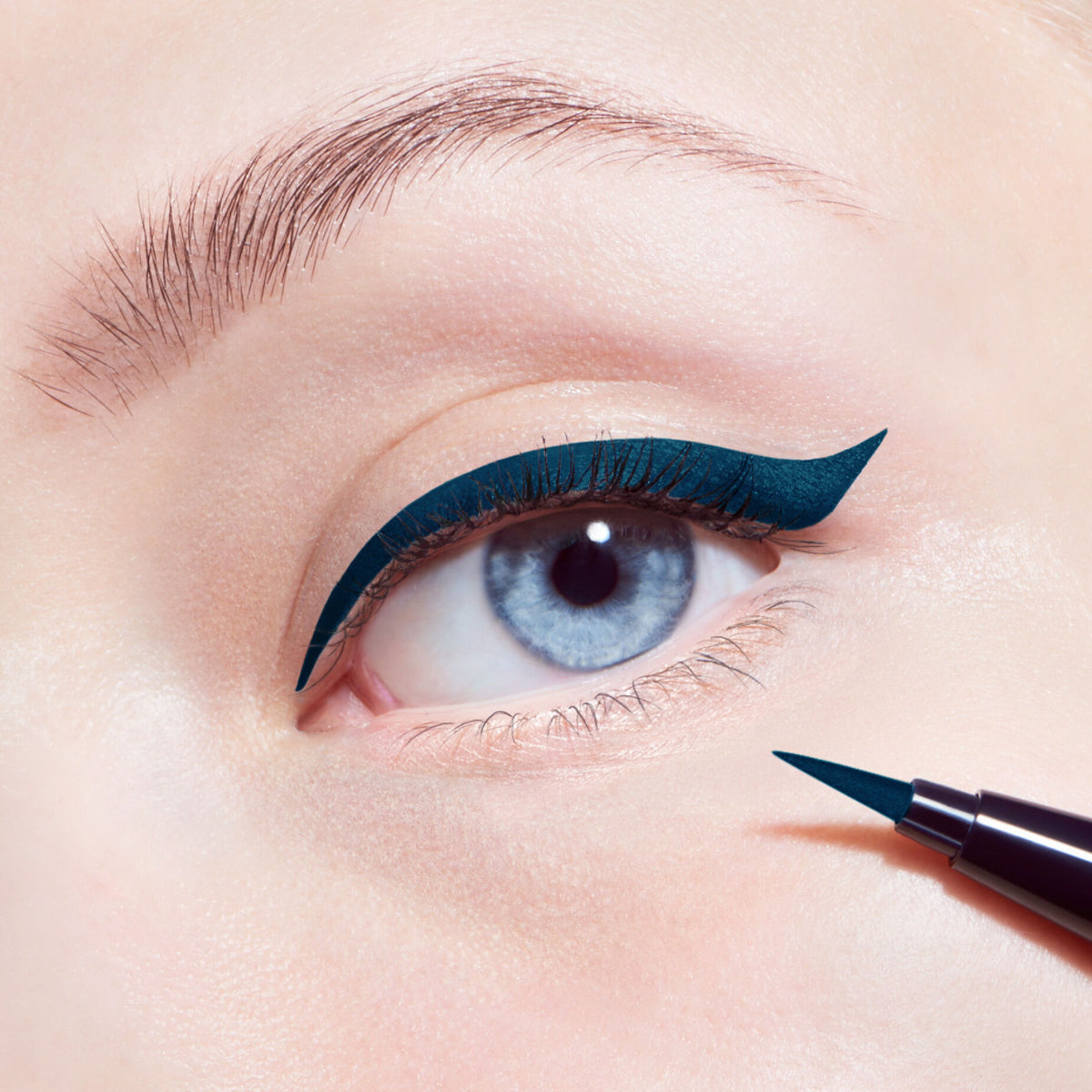 Bút Kẻ Mắt DIOR Diorshow On Stage Liner #296 Matte Denim - Kallos Vietnam