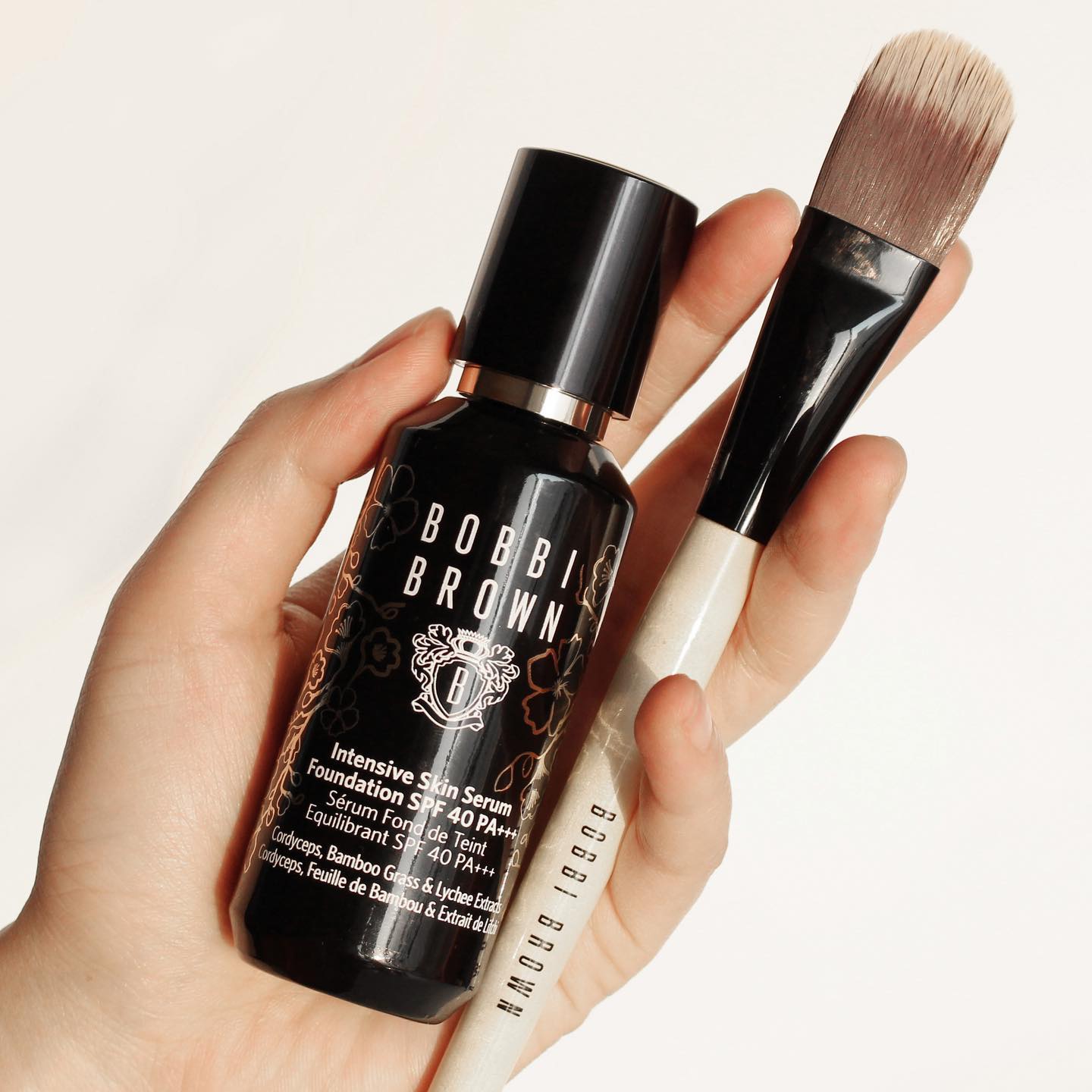 Cọ Trang Điểm BOBBI BROWN Foundation Brush - Kallos Vietnam