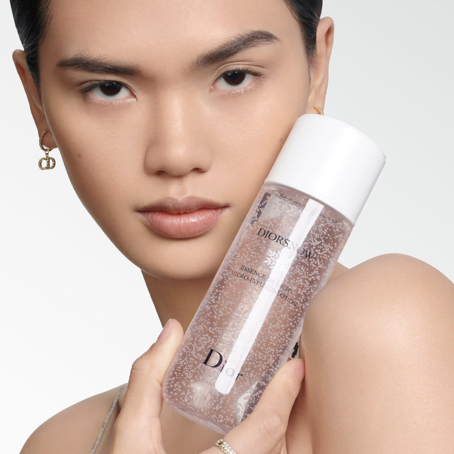 Nước Hoa Hồng DIOR Diorsnow Essence Of Light Micro Infused Lotion - Kallos Vietnam