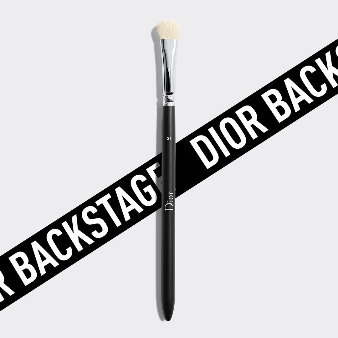 Cọ Trang Điểm Dior Backstage Eyeshadow Shader Brush N° 21