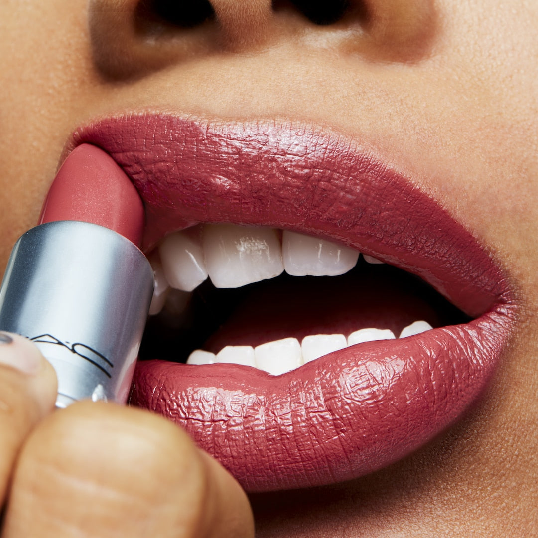 Son MAC Amplified Lipstick #102 Brick O La