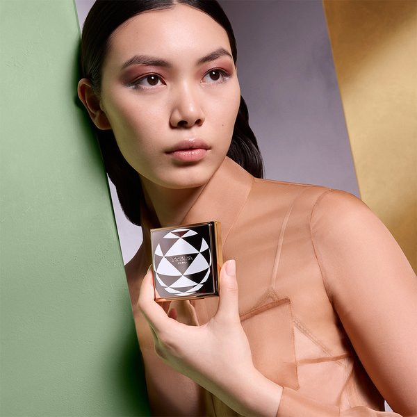 Phan Mat PRADA Dimensions Eyeshadow Holiday Limited - Kallos Vietnam