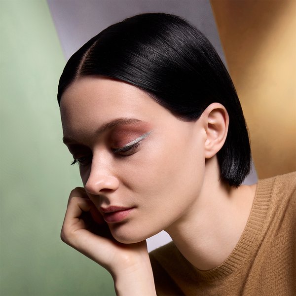 Phan Mat PRADA Dimensions Eyeshadow Holiday Limited - Kallos Vietnam
