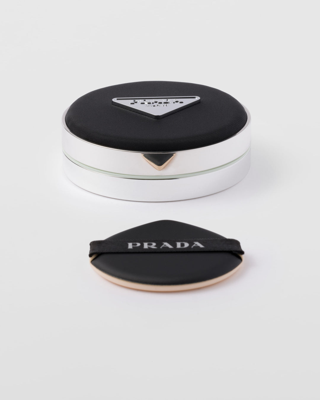Phấn Nước PRADA Reveal Mesh Cushion Foundation #LN10 Light Neutral - Kallos Vietnam