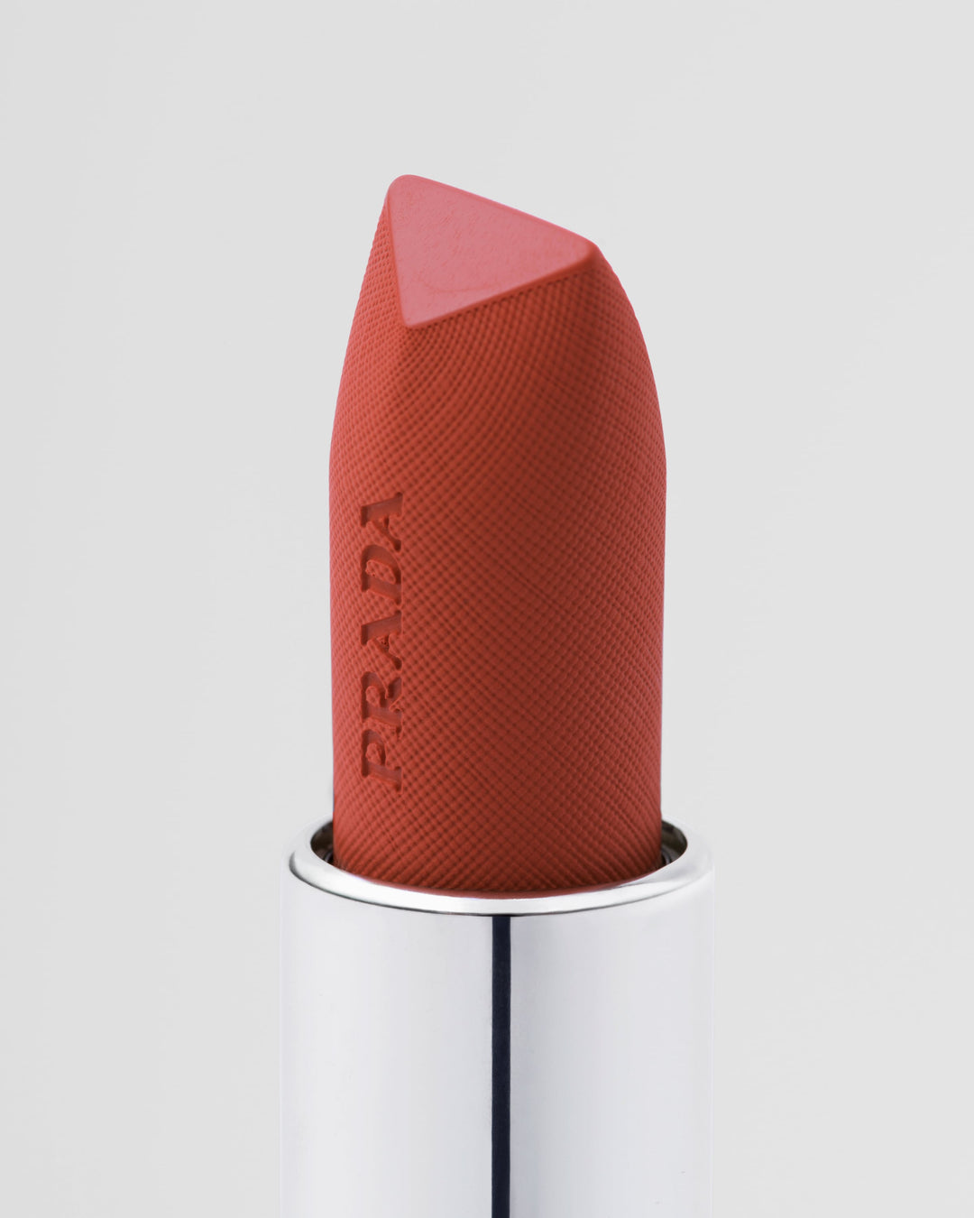 Son PRADA Monochrome Hyper Matte Lipstick #B06 Dragon