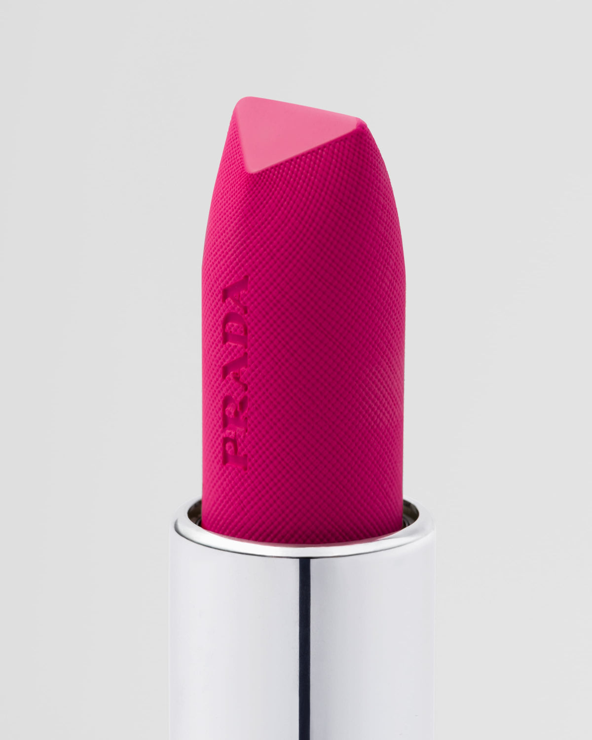 Son PRADA Monochrome Hyper Matte Lipstick #P55 - Fuschia - Kallos Vietnam