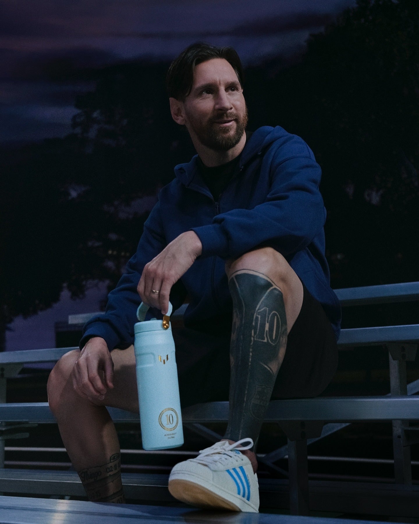 Bình Nước STANLEY IceFlow Aerolite Bottle Flip Straw 2.0 #Messi Striker Blue-Kallos