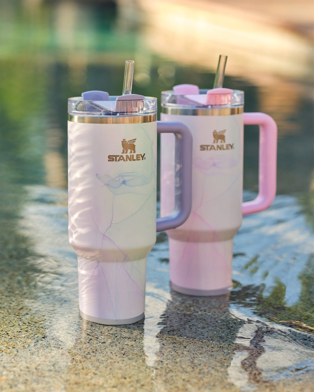 Bình Nước Stanley Quencher H2.0 Flowstate Tumbler #Watercolor Tulle