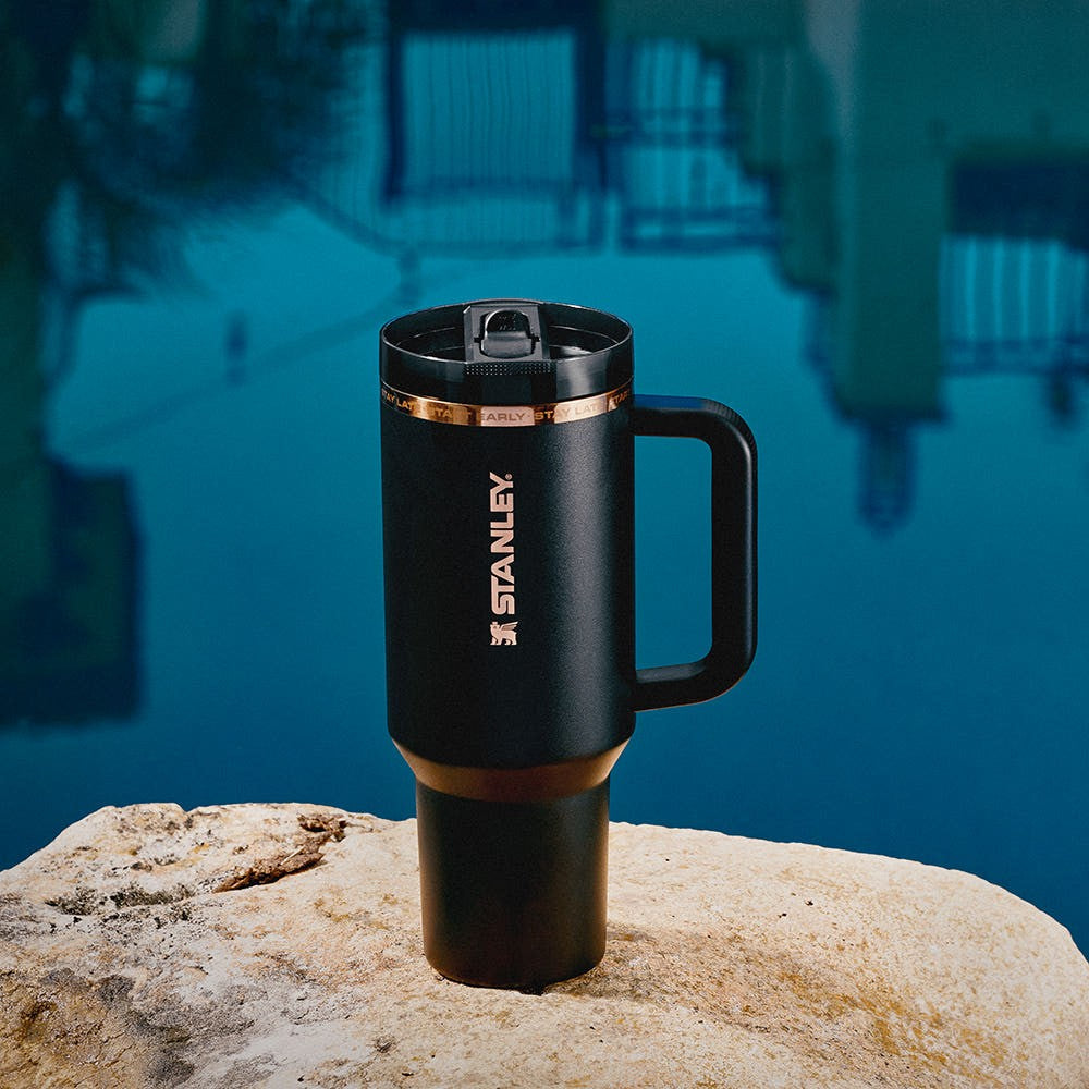 Bình Nước STANLEY Quencher ProTour Flip Straw Tumbler #Messi GOAT Black