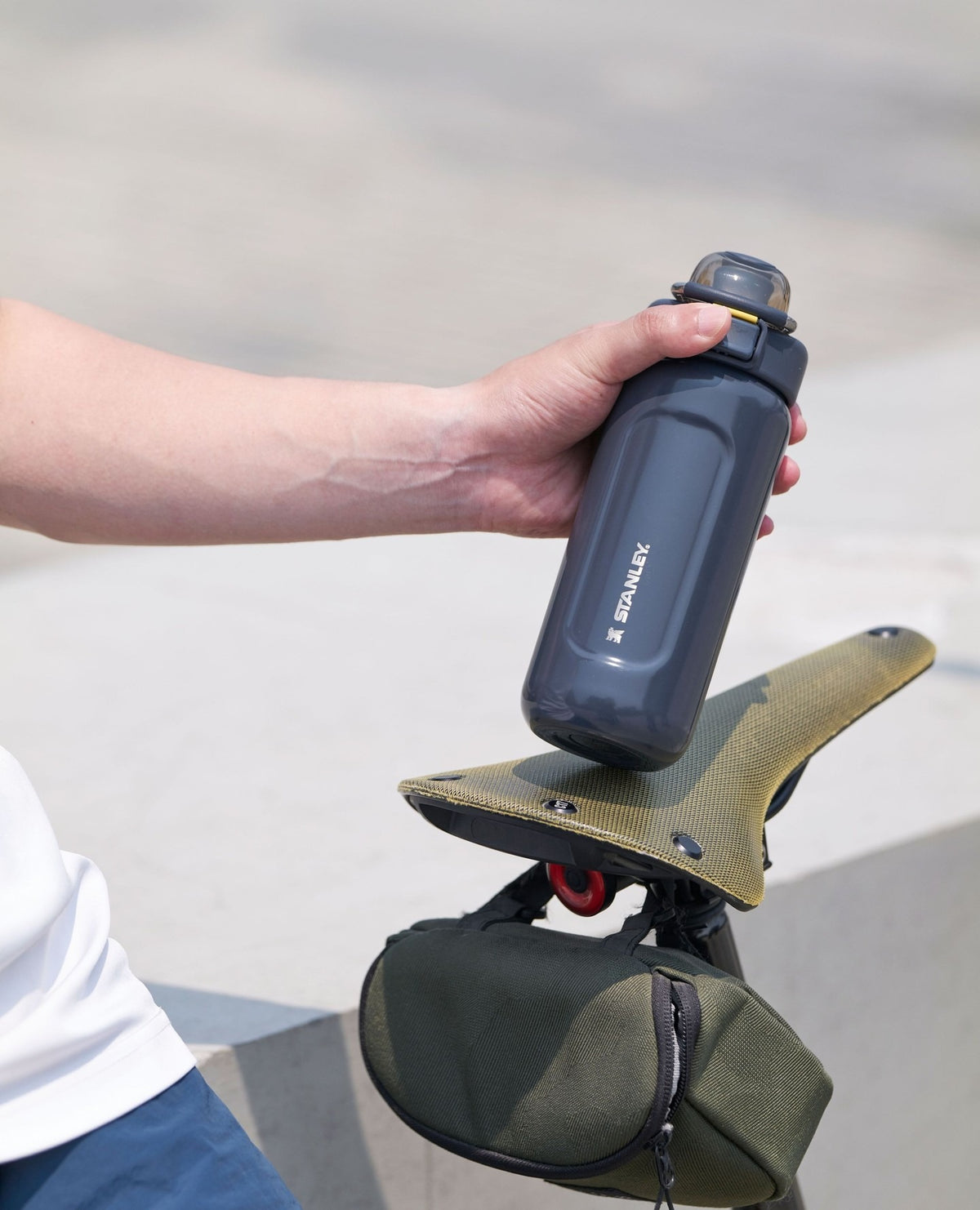 Bình Nước STANLEY Wellspring Bottle #Twilight Gloss