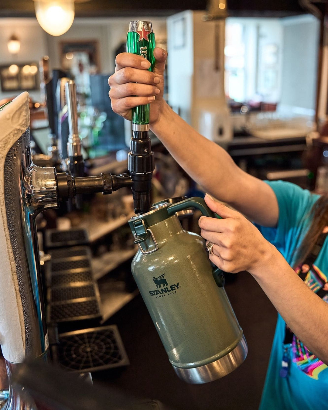 Bình STANLEY Classic Growler #Stainless Steel