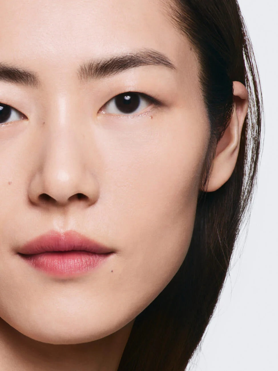 Bộ Quà Tặng CHANEL N°1 De Chanel Red Camellia Revitalizing Serum Duo